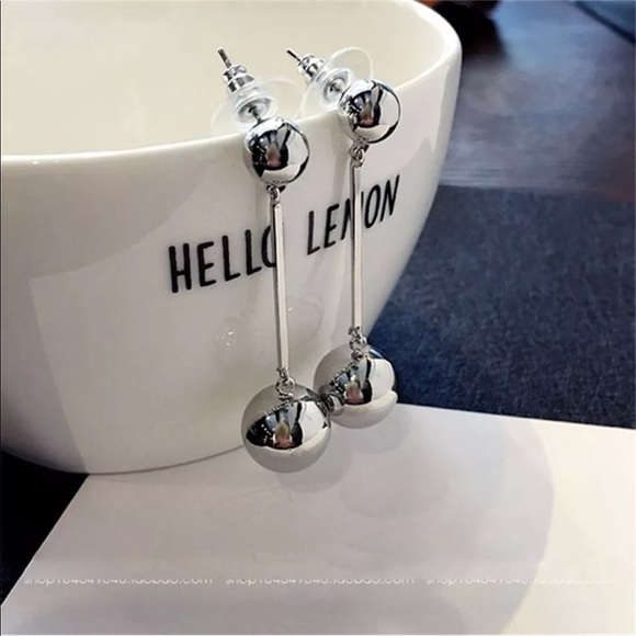 🎉BLACK FRIDAY SALE! 🎉 Ball Drop Earrings - Picture 3 of 4